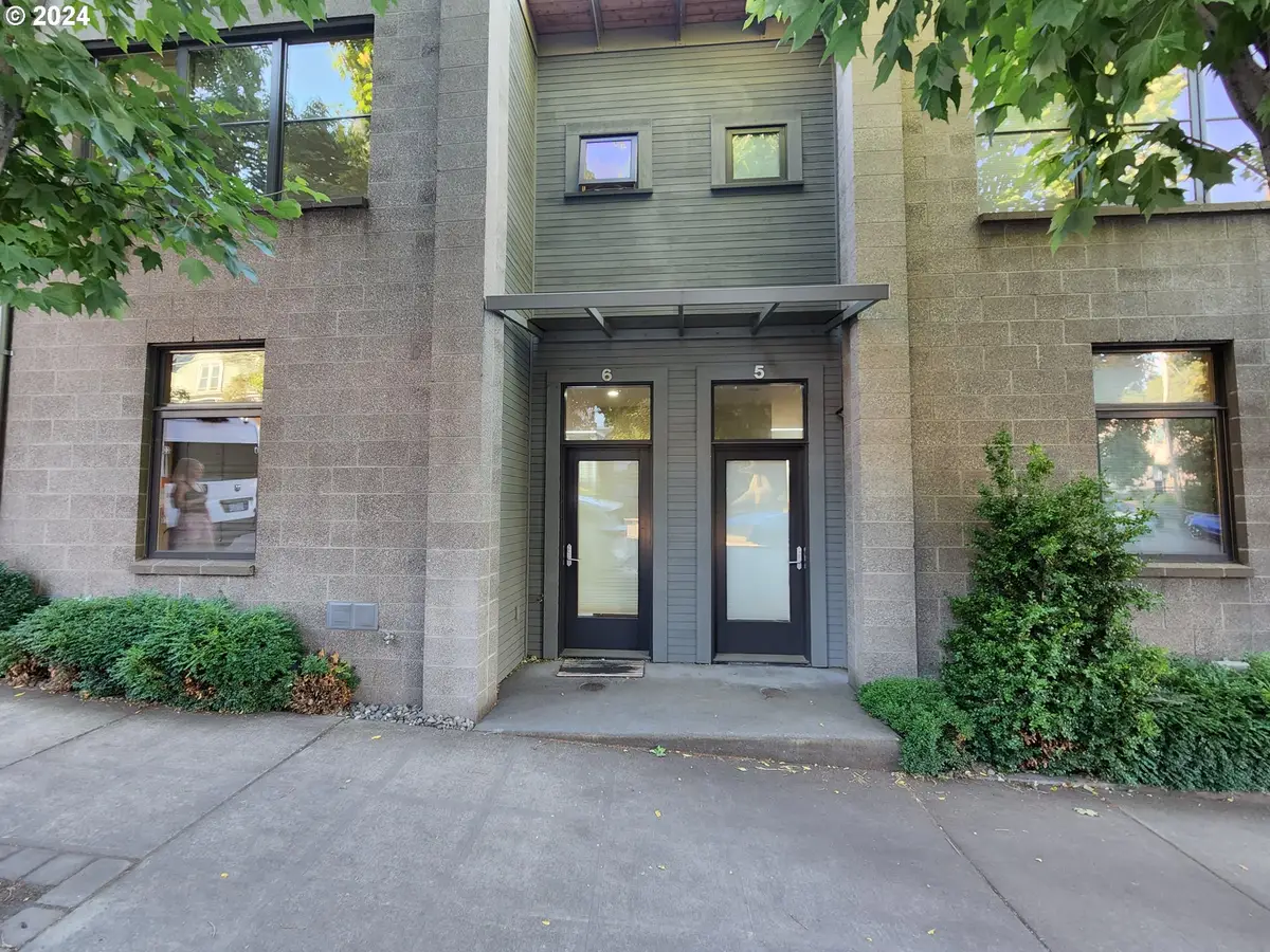 606 Cascade Ave, Hood River, OR 97031 - #1