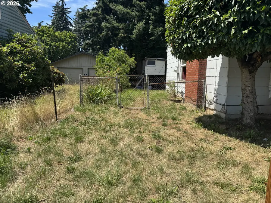 1725 NE 102nd Ave, Portland, OR 97220 - #3