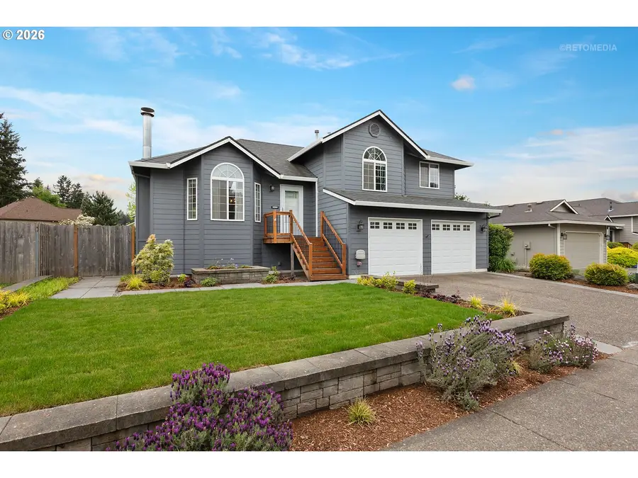 282 NE Lenox St, Hillsboro, OR 97124 - #2