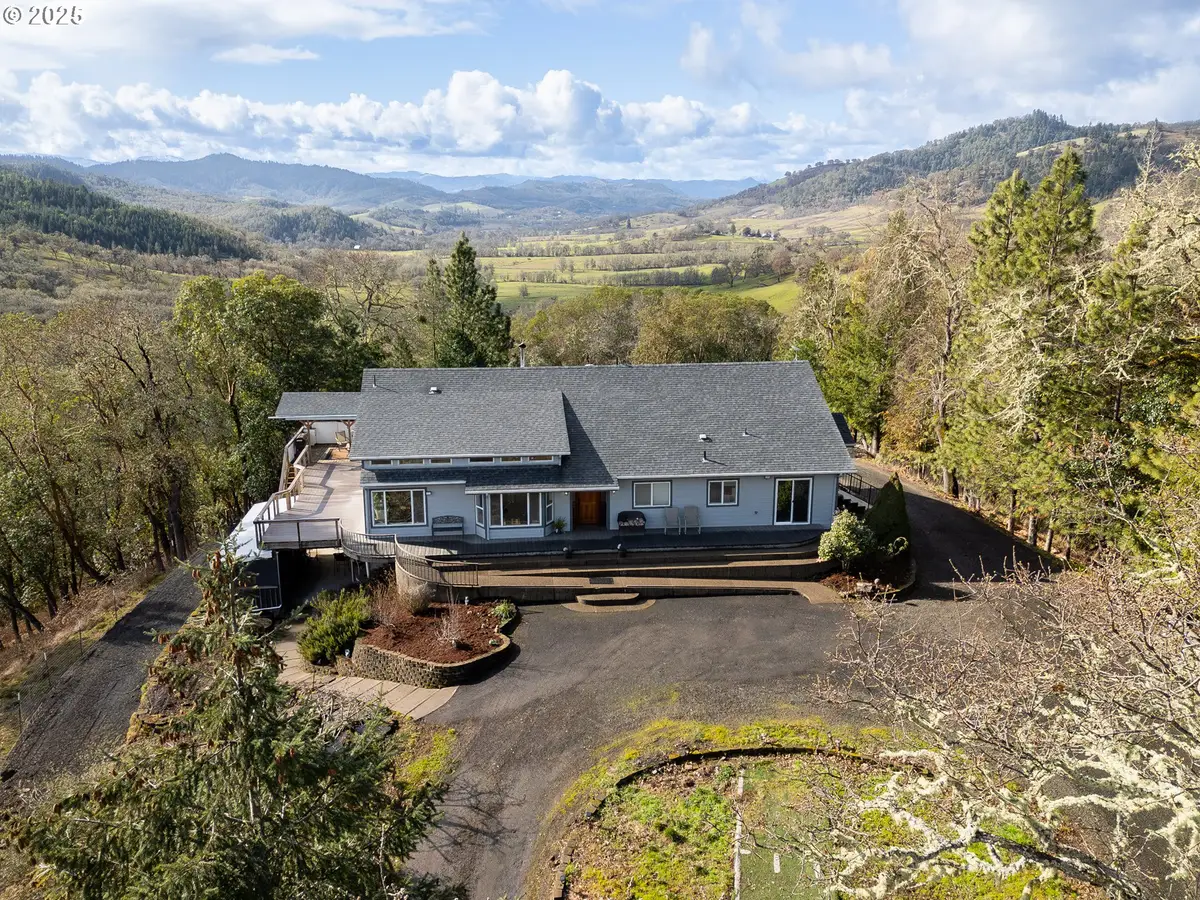 1670 Grouse Butte Ln, Roseburg, OR 97470 - Image #1