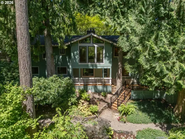 3868 SE Pine St, Hillsboro, OR 97123