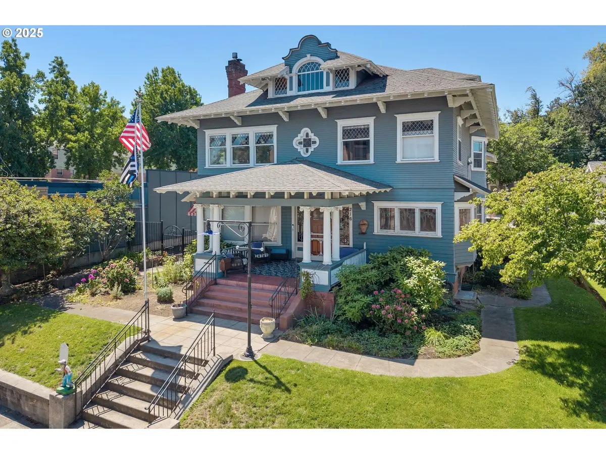 216 E 5th St, The Dalles, OR 97058 - Image #1