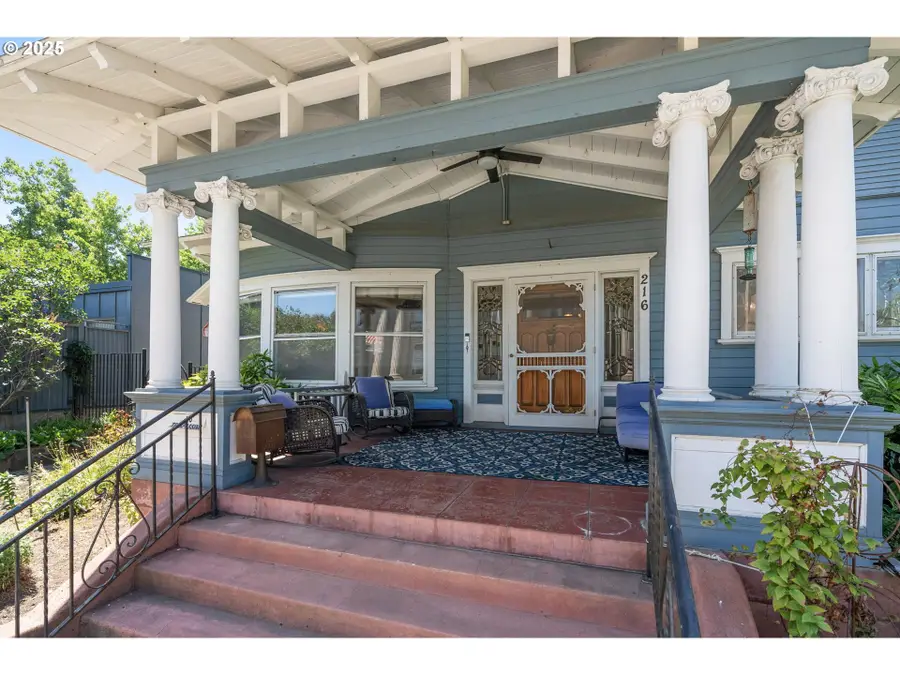 216 E 5th St, The Dalles, OR 97058 - Image #3