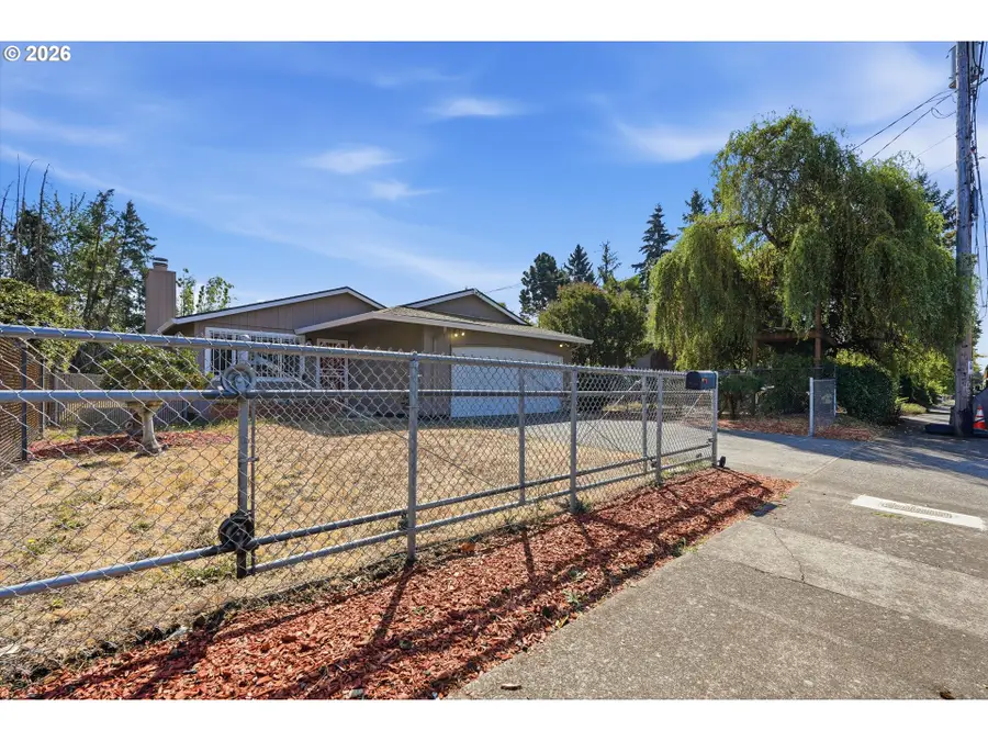 6518 SE 93rd Ave, Portland, OR 97266 - #3