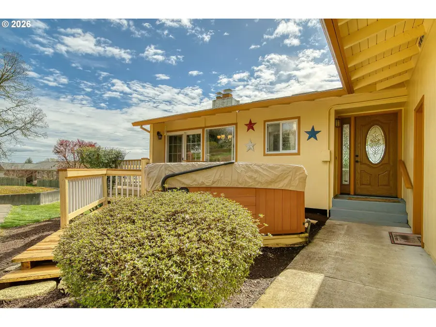 59930 Westhill Rd, Saint Helens, OR 97051 - #3