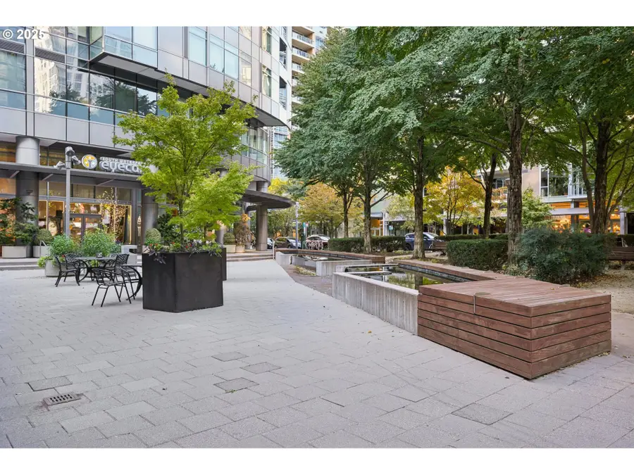 3601 S River Pkwy, Portland, OR 97239 - Image #2