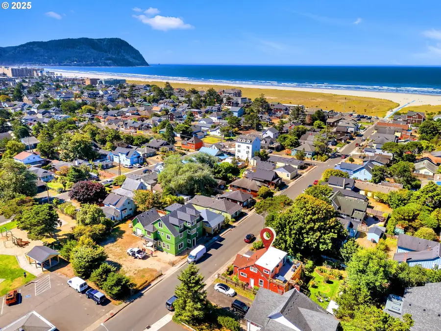 460 12th Ave, Seaside, OR 97138 - Image #3