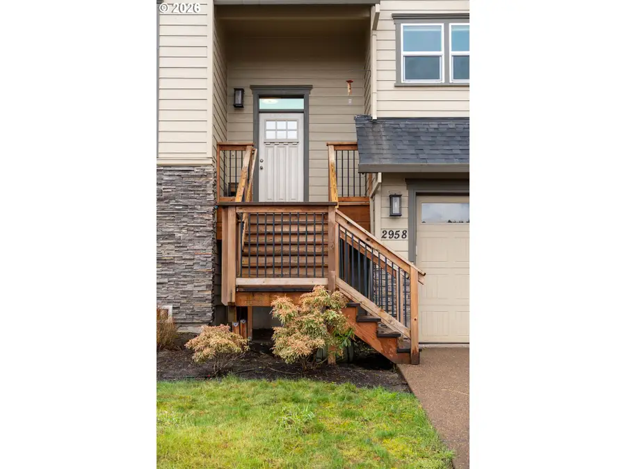 2958 SW Redmond Hill Rd, McMinnville, OR 97128 - #3