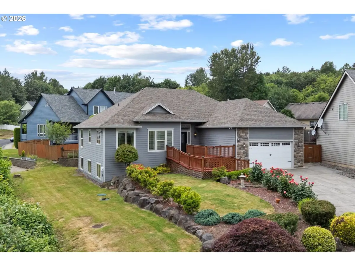 118 Peninsula Dr, Kelso, WA 98626 - #1