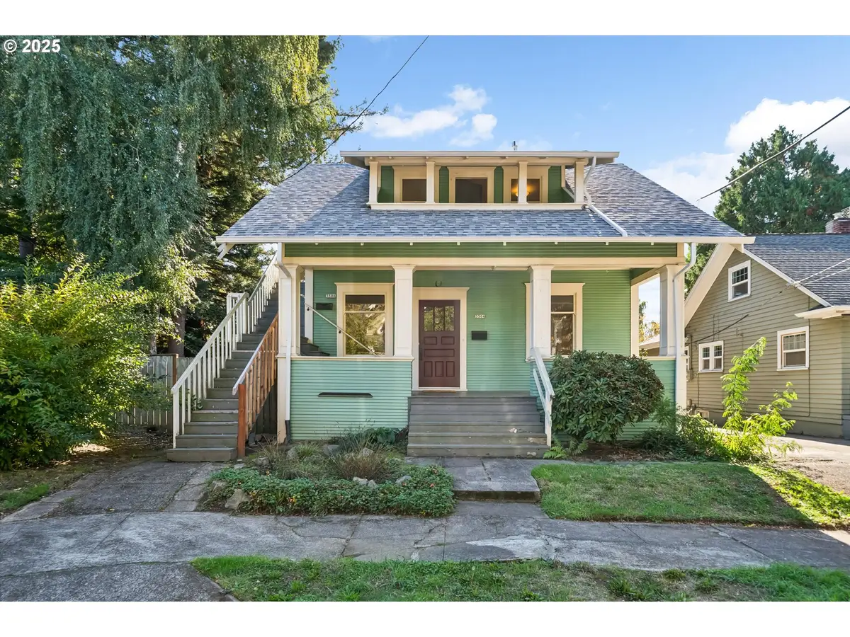 3504 SE Sherman St, Portland, OR 97214 - Image #1