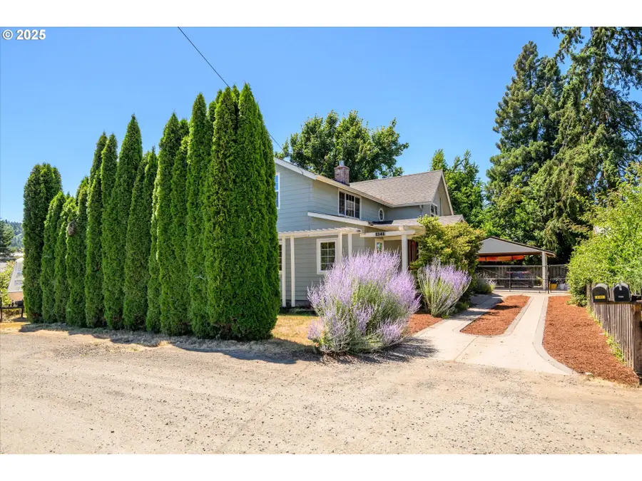 1141 Thayer Ave, Cottage Grove, OR 97424 - Image #2