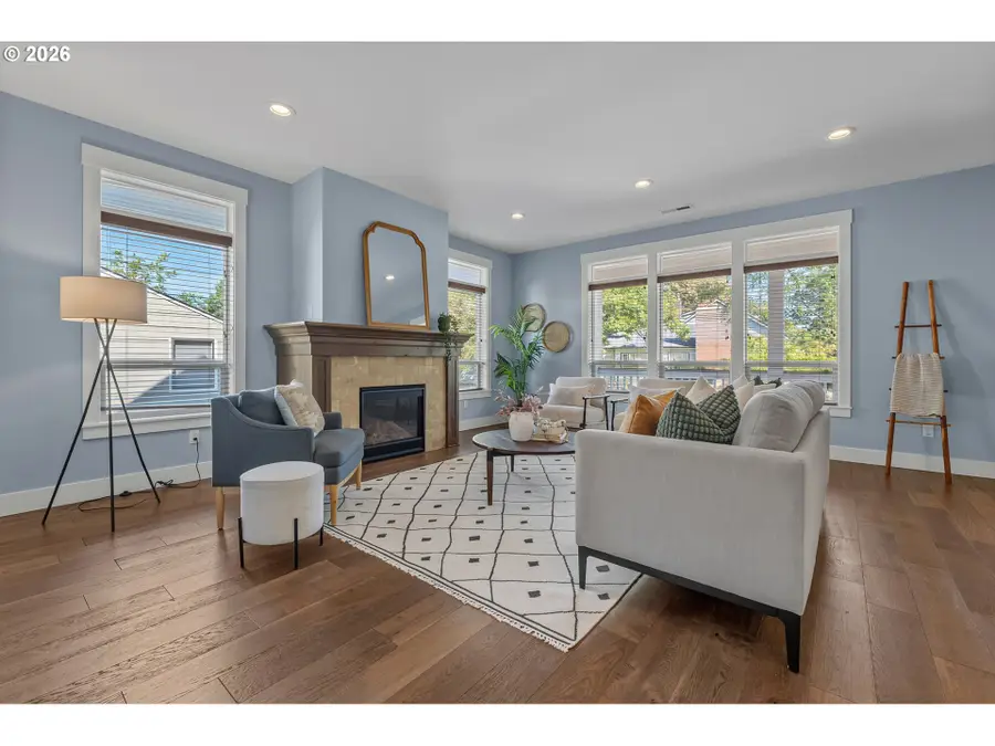 2130 SE Lambert St, Portland, OR 97202 - #3