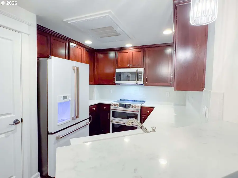 3420 Summerlinn Dr, West Linn, OR 97068 - #2