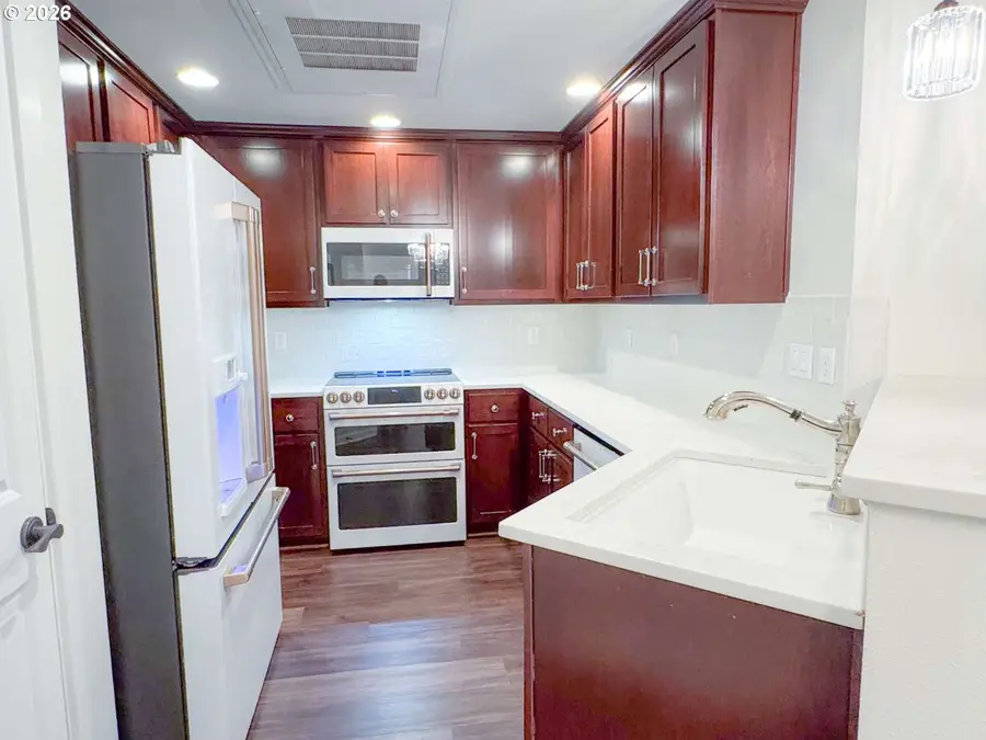 3420 Summerlinn Dr, West Linn, OR 97068 - #3