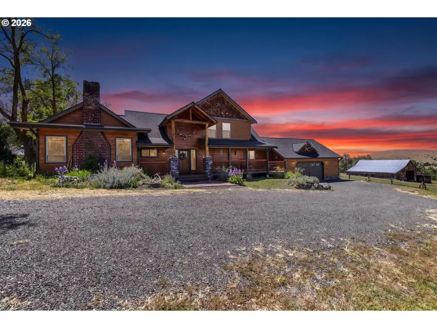 26008 Adam Rd, Canyon City, OR 97820 - #2