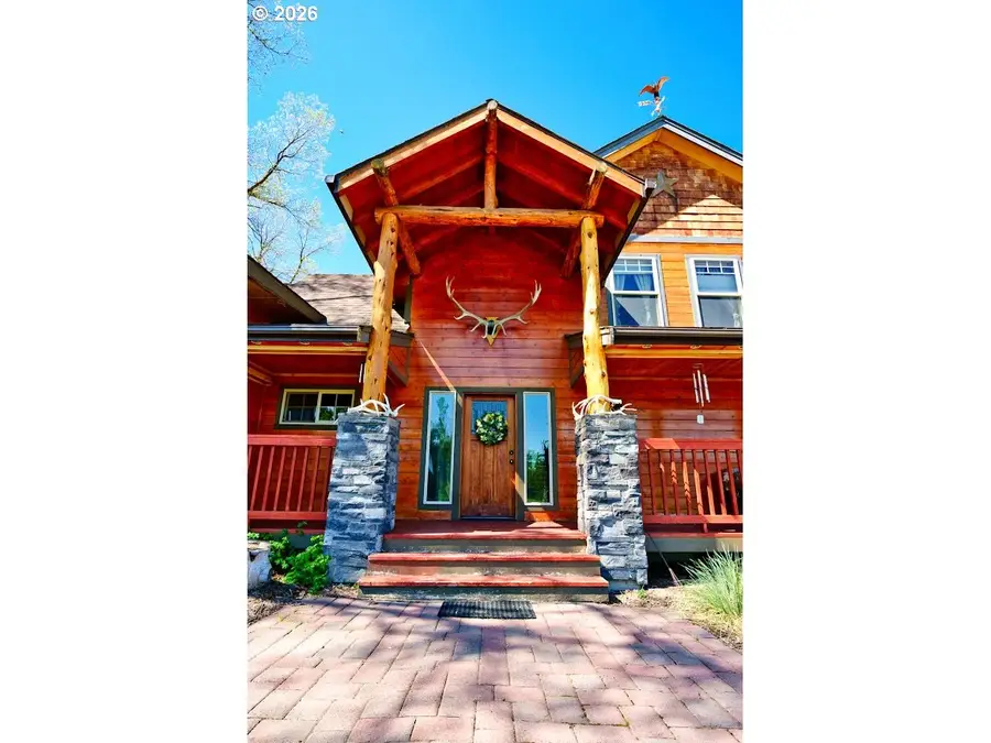 26008 Adam Rd, Canyon City, OR 97820 - #3