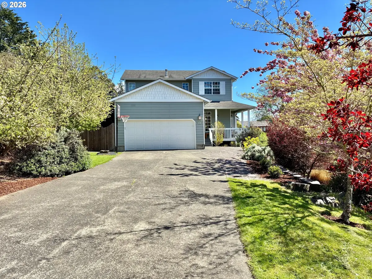990 Bridge View Ct, Astoria, OR 97103 - #1