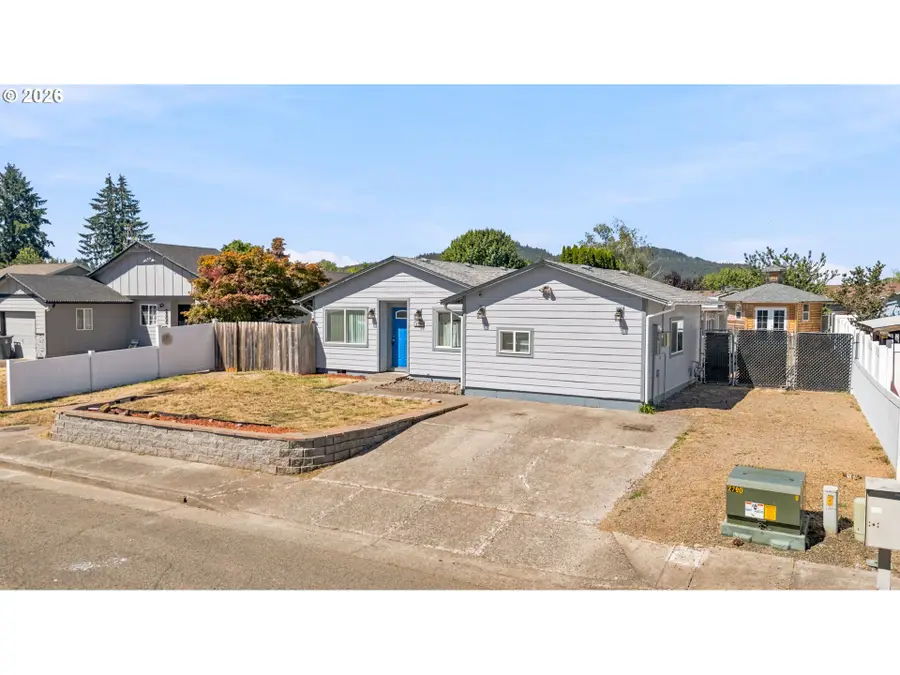 2790 S 9th St, Lebanon, OR 97355 - #3