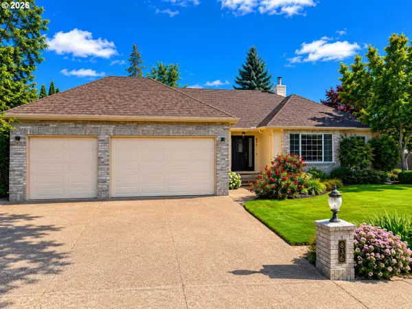 836 NW 21st St, McMinnville, OR 97128