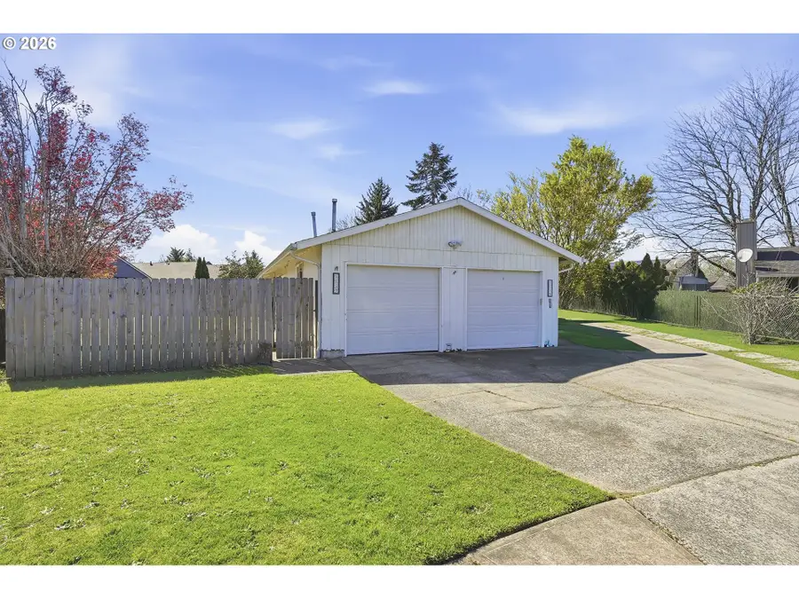 1137 1139 SW Fox Ct, Troutdale, OR 97060 - #3