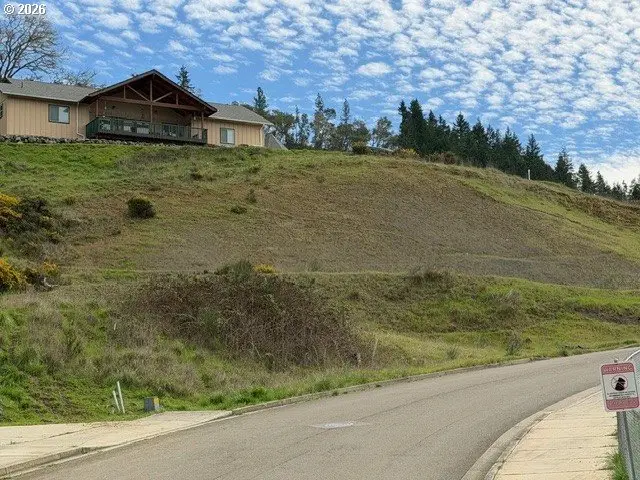 832 Forest Heights St #34-37, Sutherlin, OR 97479 - #3