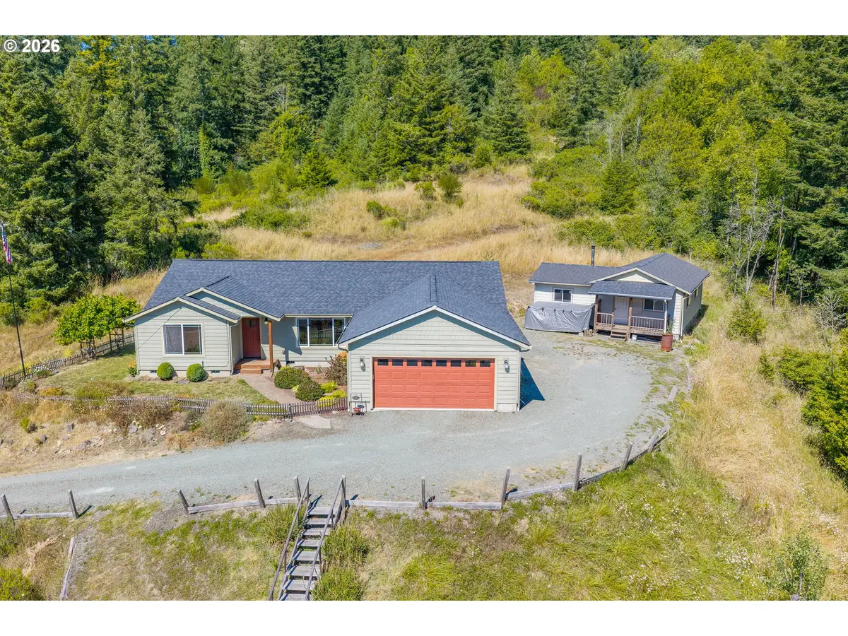 2217 King Ln, Myrtle Point, OR 97458 - #1