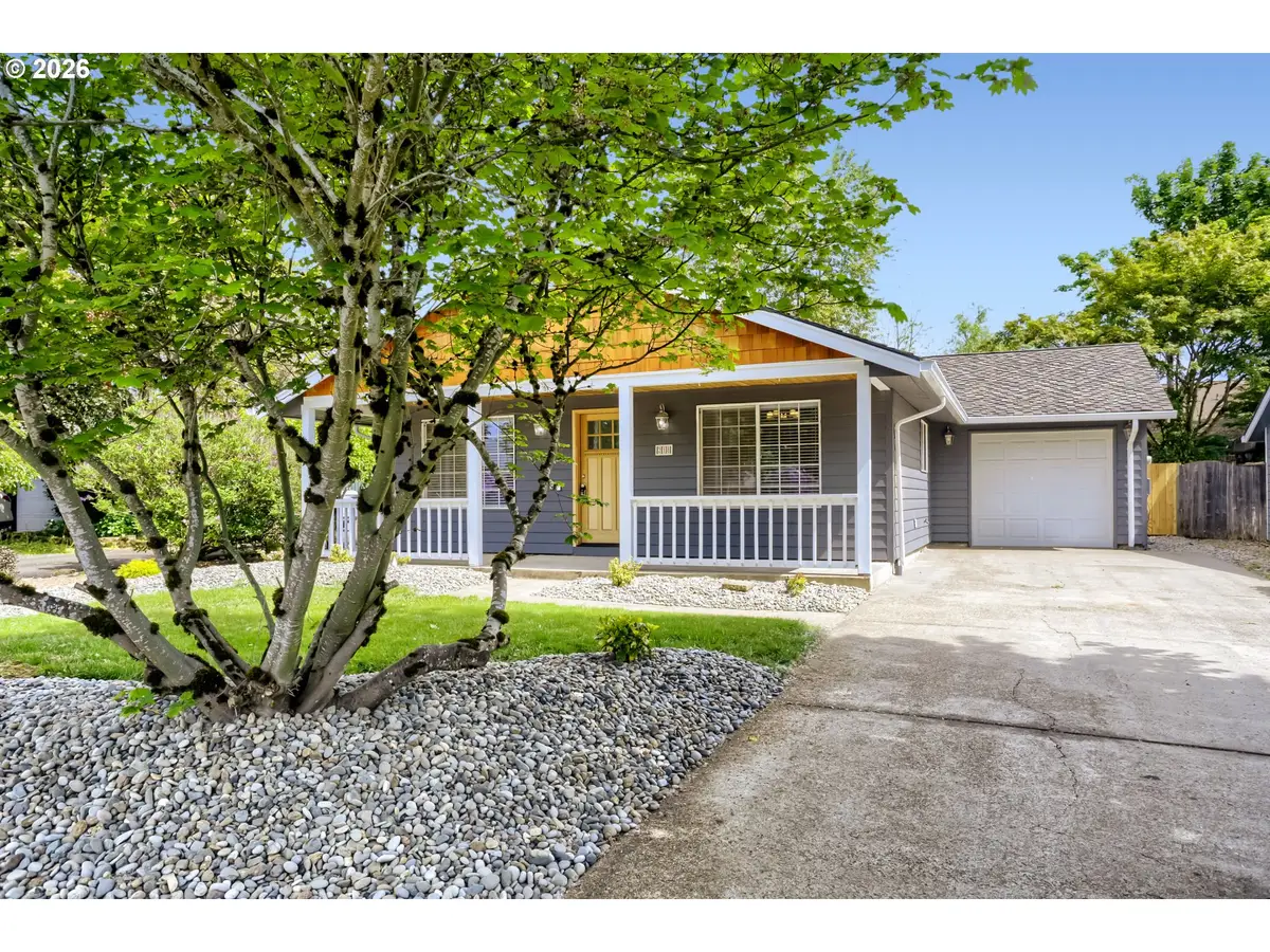 218 SW 11th St, Dundee, OR 97115 - #1