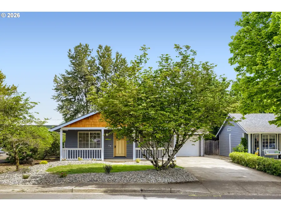 218 SW 11th St, Dundee, OR 97115 - #3