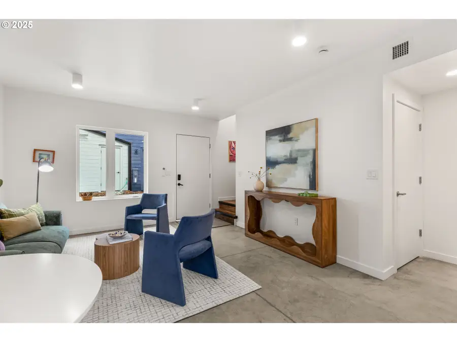 10009 SE Cottage Ln #12, Milwaukie, OR 97222 - Image #3