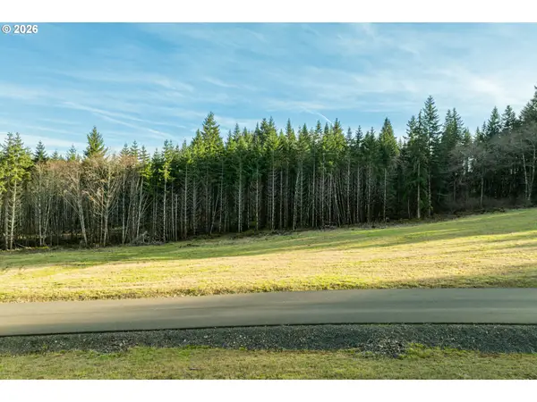 Silverwood Dr #C2, CastleRock, WA 98611