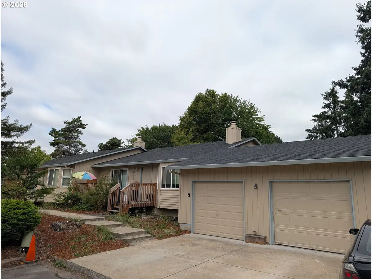 2057 NE Barberry Dr, Hillsboro, OR 97124 - #1