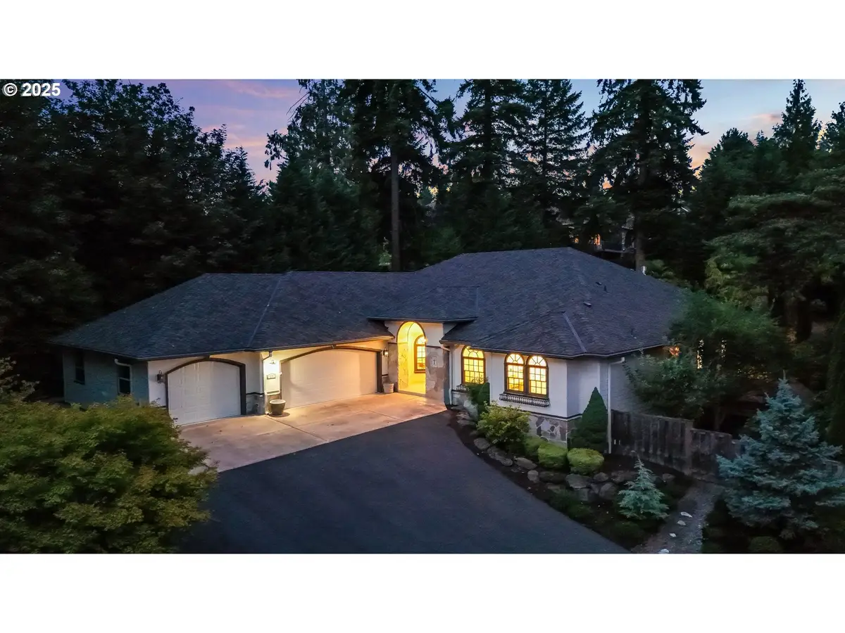 20 SW 111th Ter, Beaverton, OR 97229 - Image #1