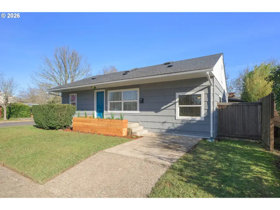 2707 Hilyard St, Eugene, OR 97405 - Image #2