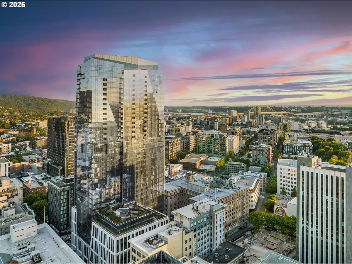 550 SW 10th Ave #2402, Portland, OR 97205 - #1