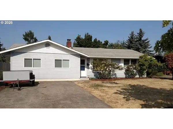 1230 1st St, Springfield, OR 97477