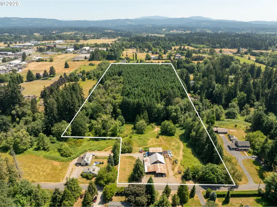 2511 S Parkway Ave, Battle Ground, WA 98604 - Image #2