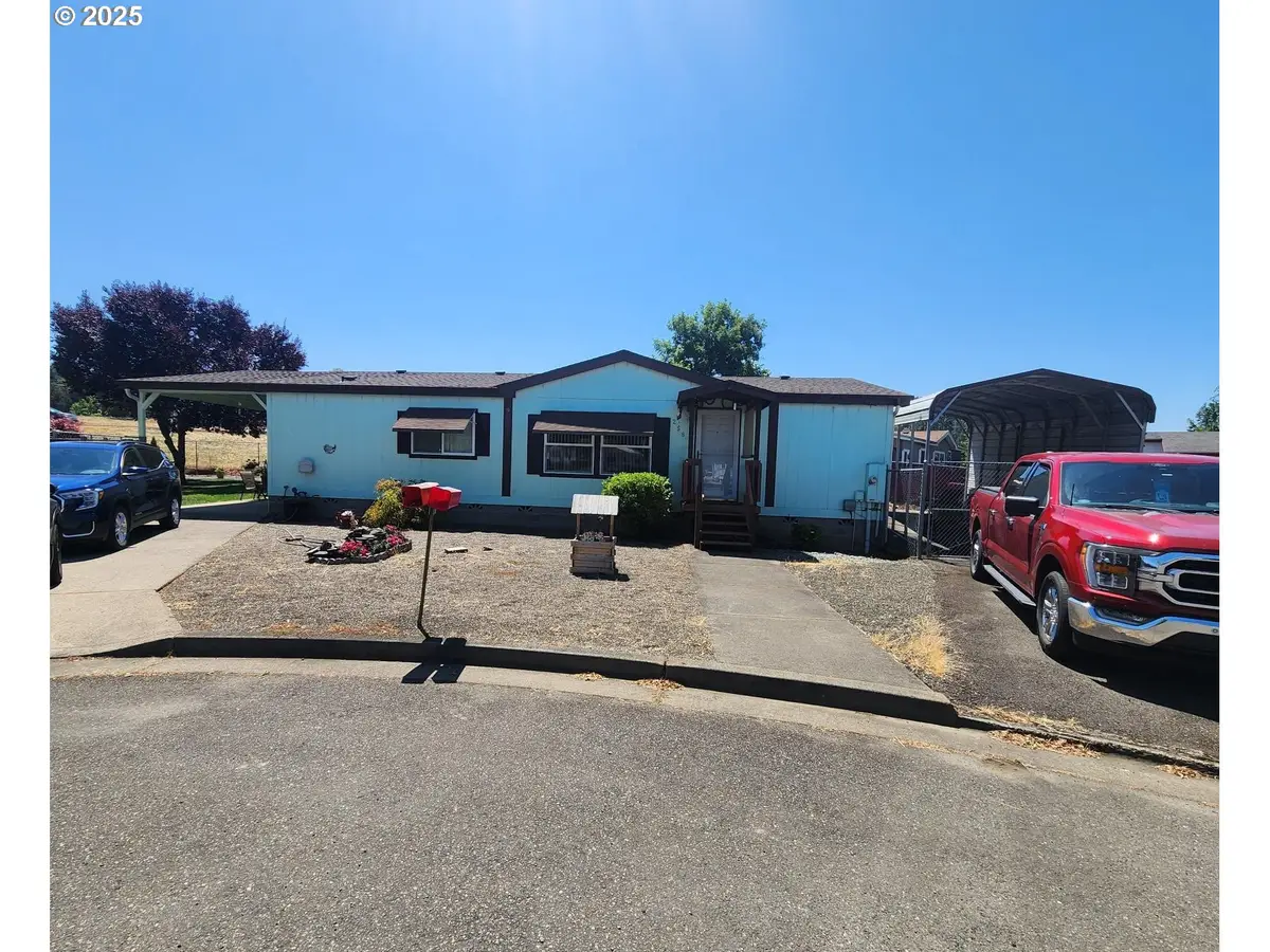 258 Bobwhite St, Roseburg, OR 97471 - Image #1