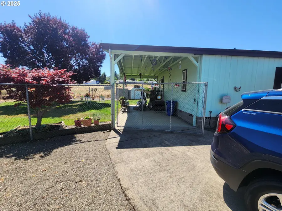 258 Bobwhite St, Roseburg, OR 97471 - Image #2