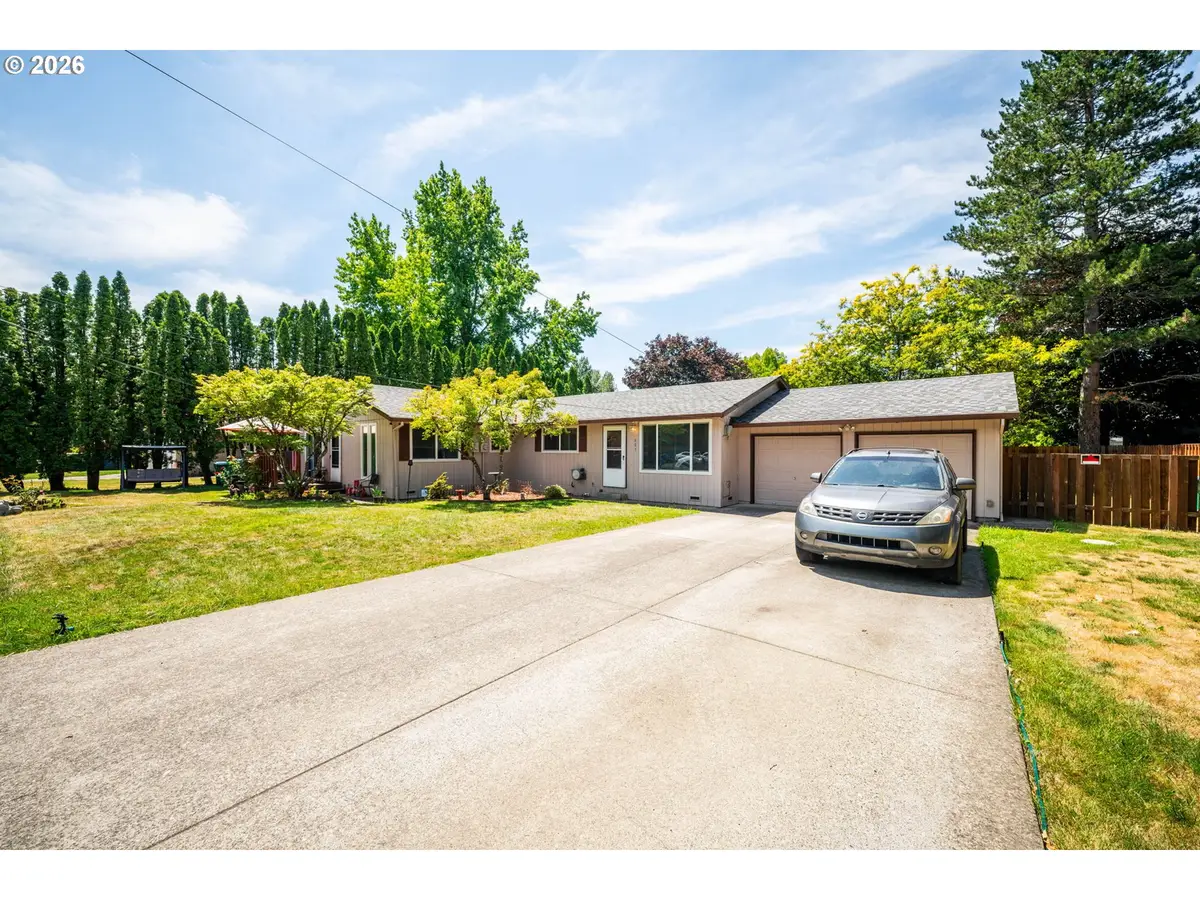805 SE Rene Ave, Gresham, OR 97080 - #1