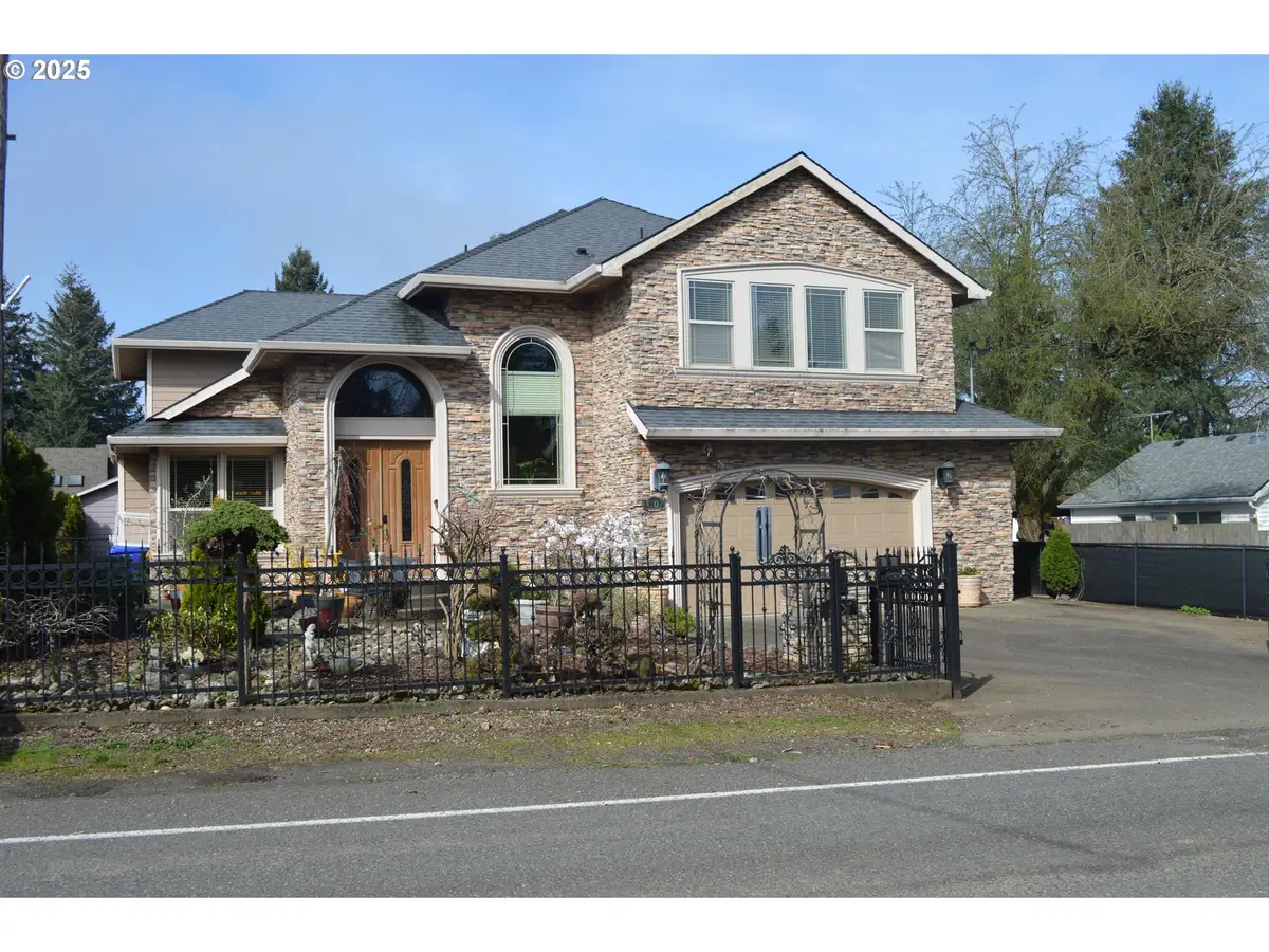 4107 NE 105th Ave, Portland, OR 97220 - Image #1