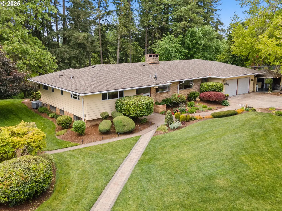 11946 SE Boyer Rd, McMinnville, OR 97128 - #1