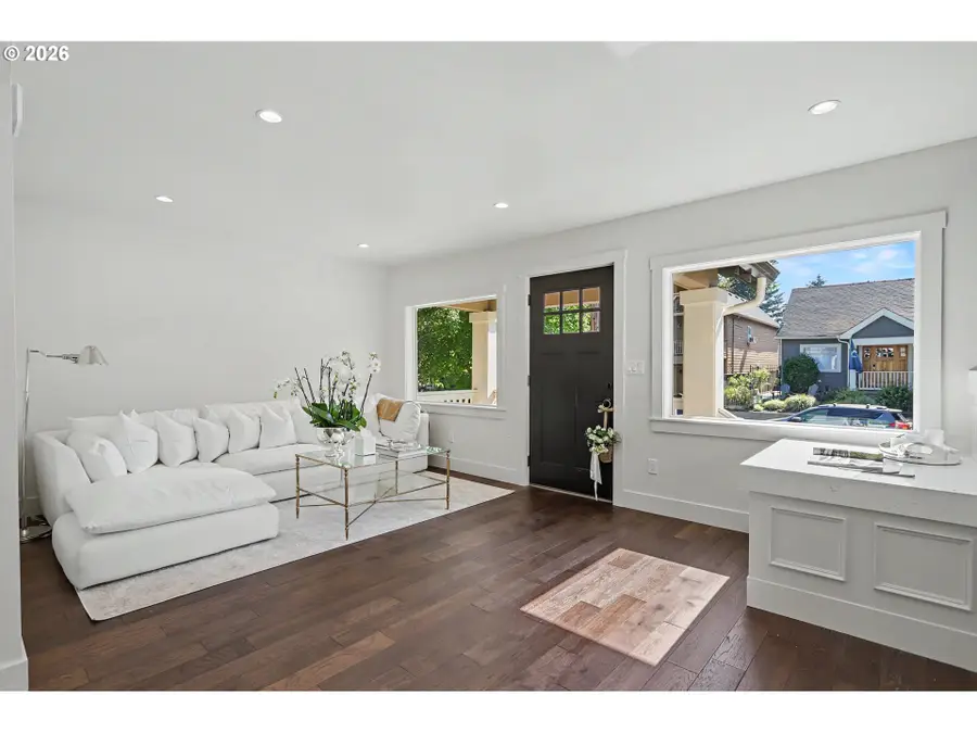 4845 NE 10th Ave, Portland, OR 97211 - #2