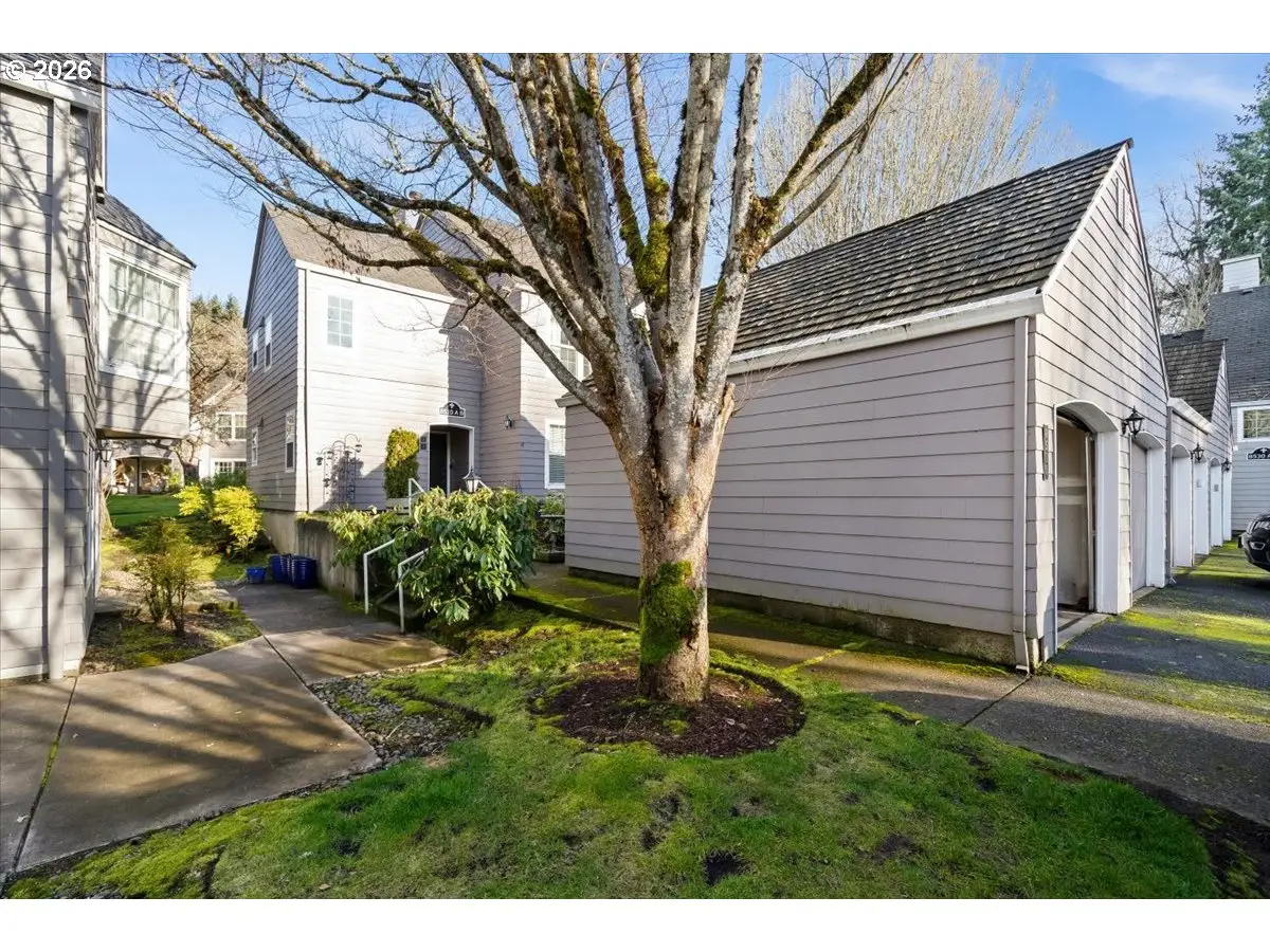 8510 SW Curry Dr #A, Wilsonville, OR 97070 - #1