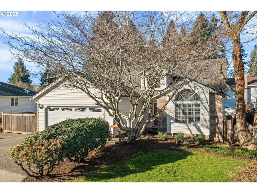 8203 SW Matthew Park St, Tigard, OR 97224 - #2