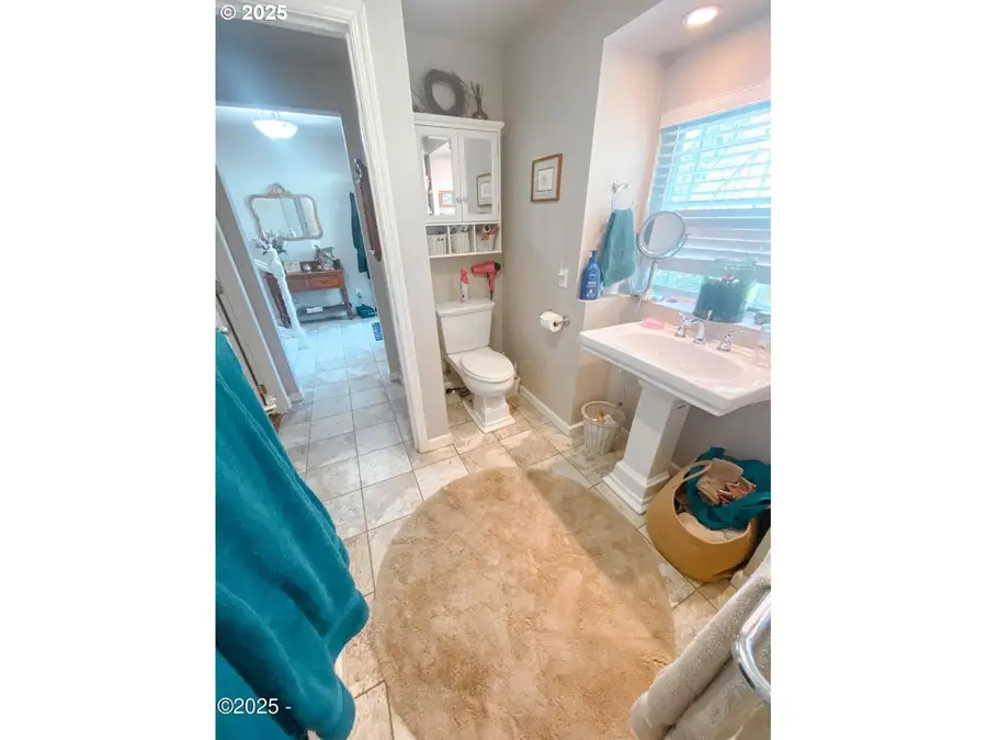 5460 Palisades Dr, Lincoln Beach, OR 97367 - Image #3