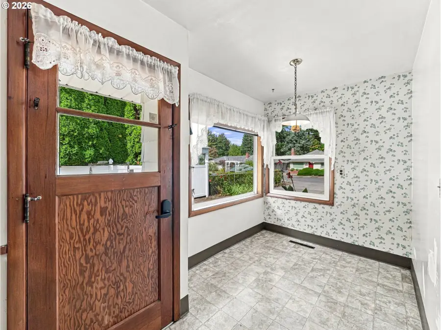 3328 SE Olsen St, Milwaukie, OR 97222 - #2
