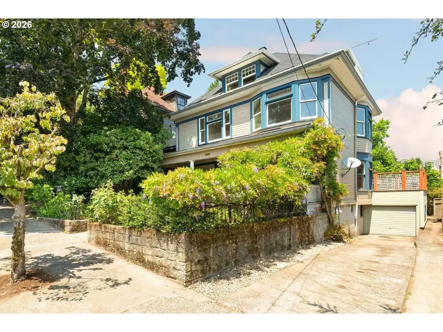 2425 NW Johnson St, Portland, OR 97210 - #2