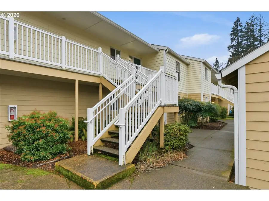 13216 NE Salmon Creek Ave #A4, Vancouver, WA 98686 - #2
