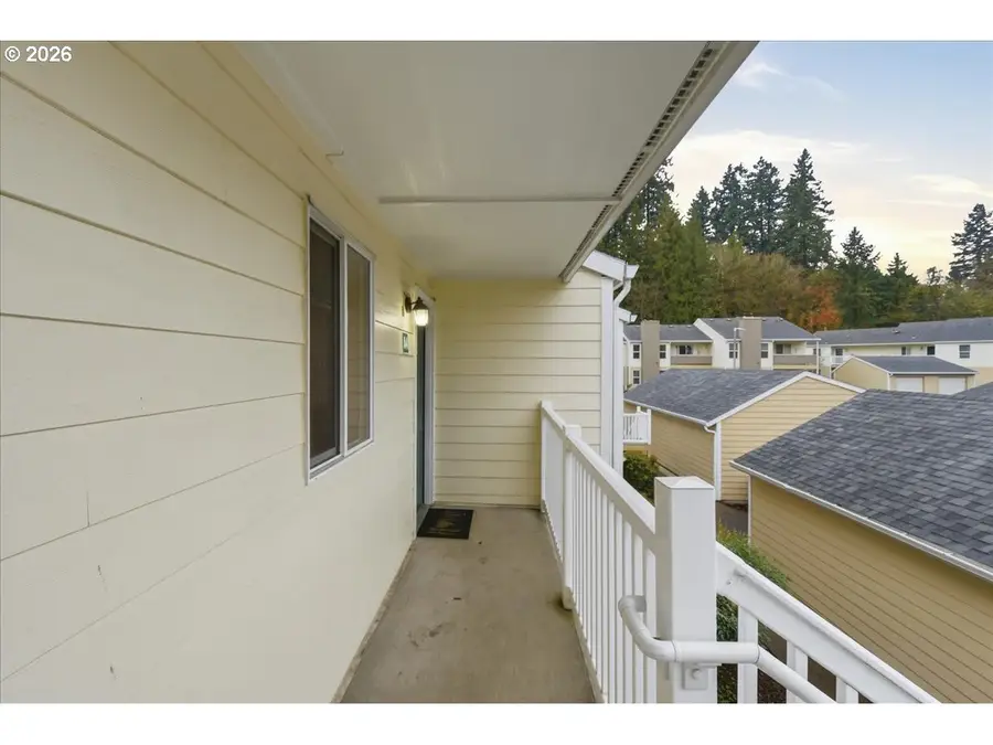 13216 NE Salmon Creek Ave #A4, Vancouver, WA 98686 - #3