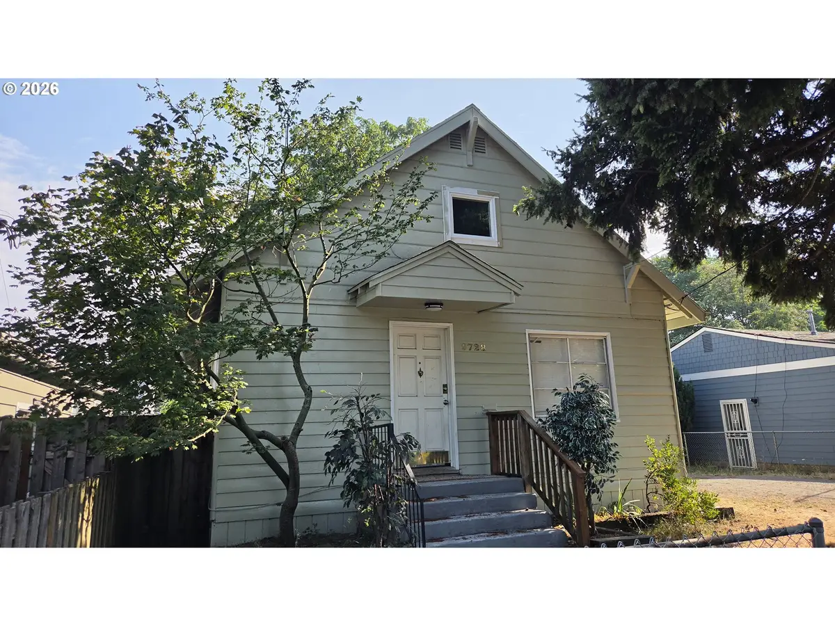 9728 SE Reedway St, Portland, OR 97266 - #1